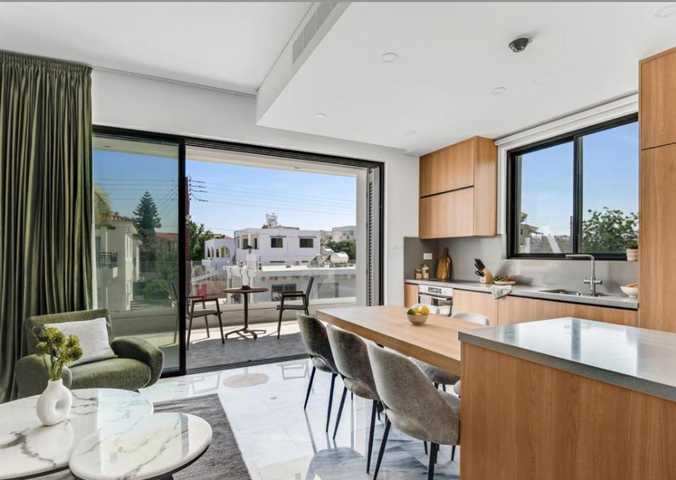Olive Shared Pool Apartments 파포스 외부 사진