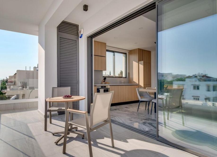 Olive Shared Pool Apartments 파포스 외부 사진