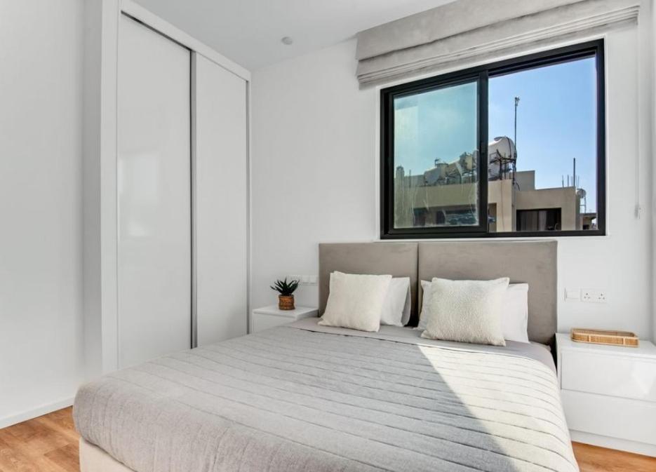 Olive Shared Pool Apartments 파포스 외부 사진